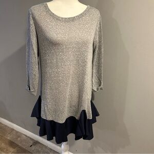 NWT Hayden Tunic Ruffle Shirt Womens Medium NEW Grey Navy